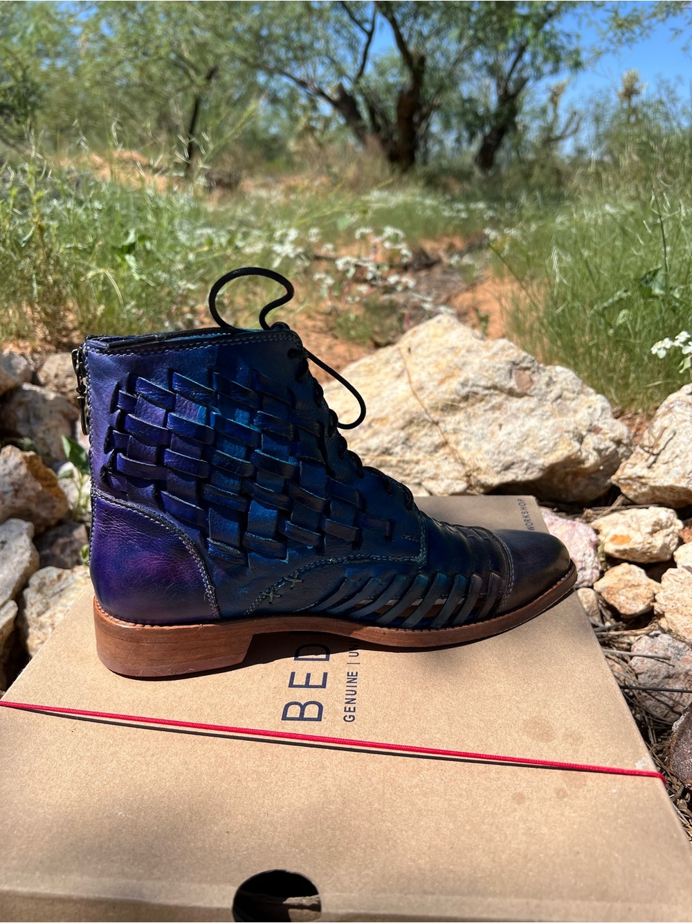 Bed|Stu Loretta Moody Blues TD 7.5 Blue Purple Tie Dye Woven Leather Boots - Picture 5 of 9